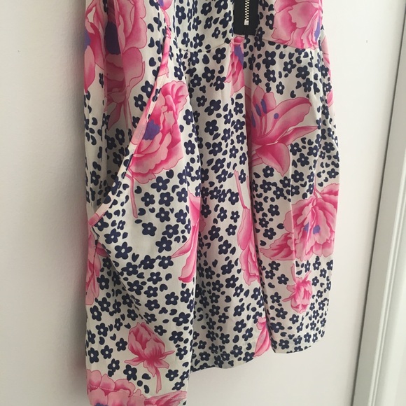 COPY - Yumi Kim Floral Romper - Picture 2 of 5